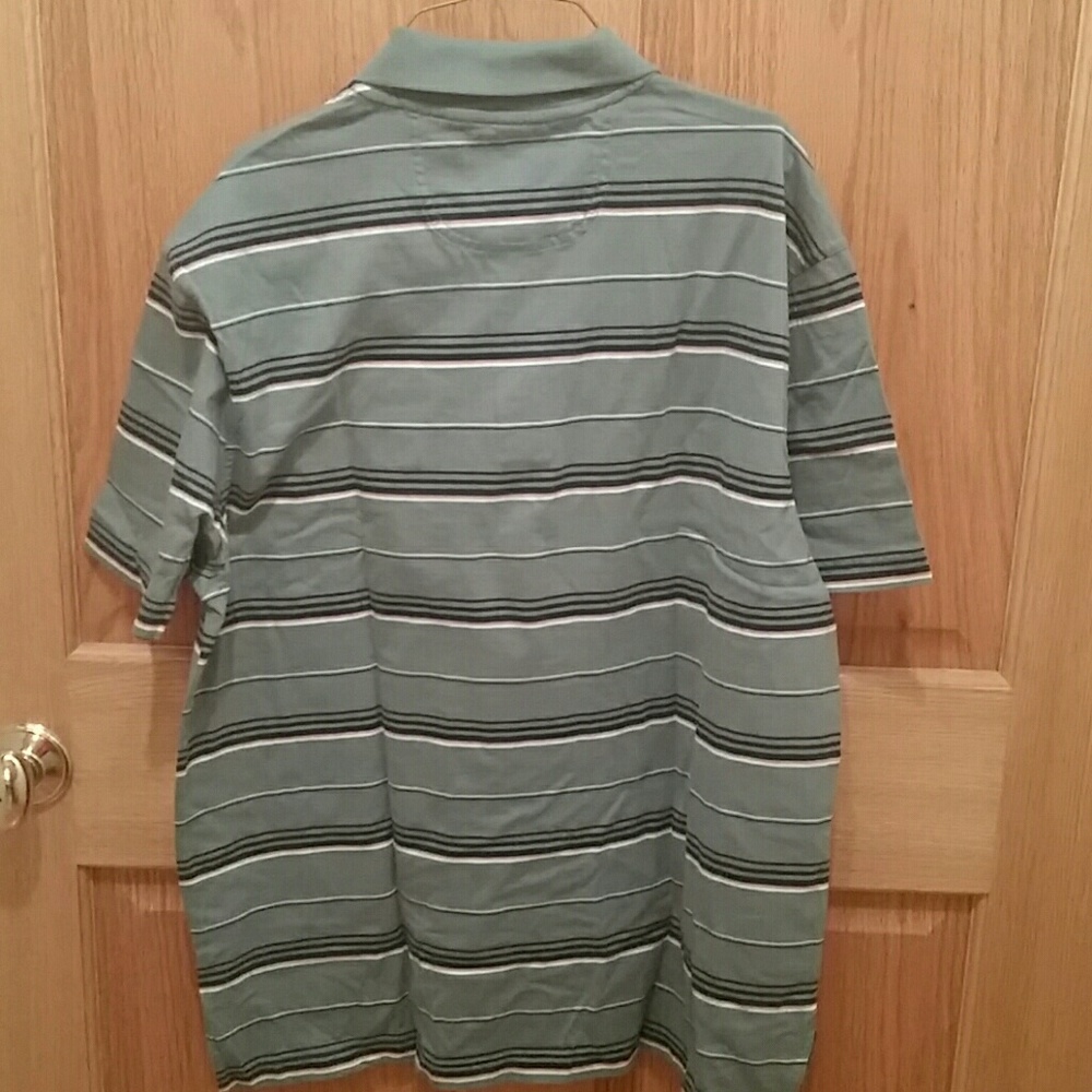 Mens Short Sleeve Shirt - Picture 2 of 5